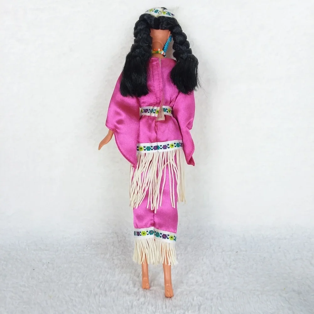 Third Edition Native American Barbie 12699 Dolls of the World 1994‎